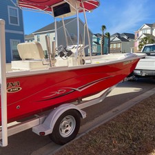 Carolina Skiff 218DLV
