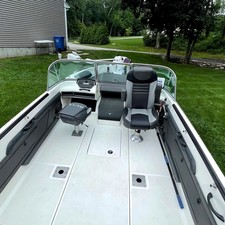 Lund Boats 208 Tyee GL