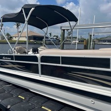 Hurricane fundeck 232