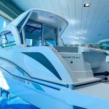 Beneteau Antares 7 OB