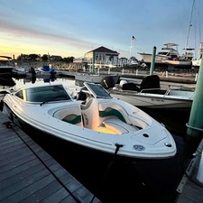 Sea ray 200 select
