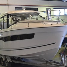 Jeanneau Merry Fisher 895