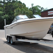 Grady-White Freedom 205