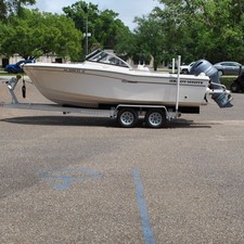 Grady-White Freedom 205