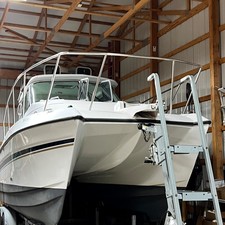 Glacier bay isle runner blue hull 2670