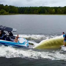 Malibu Wakesetter 23 LSV