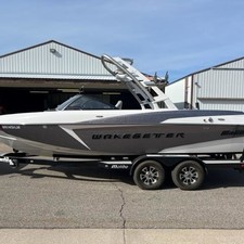Malibu Wakesetter 22 VLX