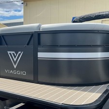 60 x 16 tri-toon passenger vessel