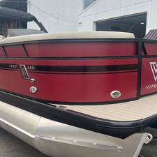 60 x 16 tri-toon passenger vessel