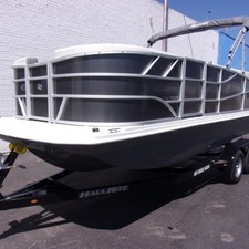 Hurricane fundeck 232
