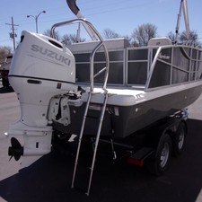 Hurricane fundeck 232