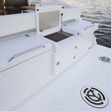 Cruisers Yachts 42 Cantius