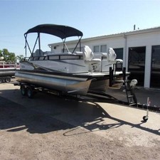 Sunchaser Boats Oasis 20 Fish-n-Cruise