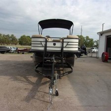 Godfrey Pontoon Boats Sweetwater 2286 SFL Tritoon