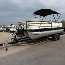 Godfrey Pontoon Boats Sweetwater 2286 SFL Tritoon