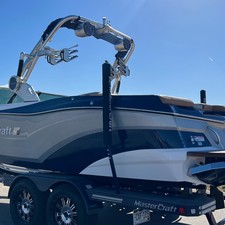 Mastercraft XT22