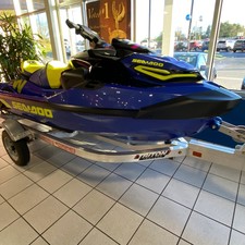 Sea-Doo Wake Pro 230