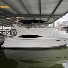 Carver 36 Mariner