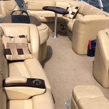 60 x 16 tri-toon passenger vessel