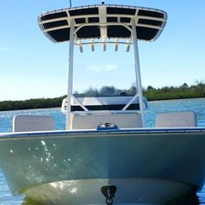 Boston Whaler 210 Montauk