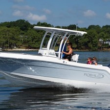 Robalo R222 Explorer