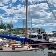 Cornish Crabbers 22 gaff rigged cutter