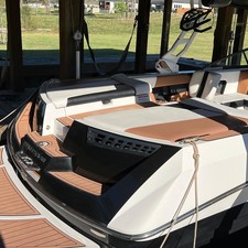 Super Air Nautique 230