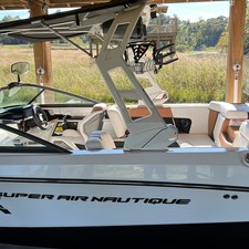 Super Air Nautique 230
