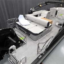 Premier Pontoons Grand Isle 250