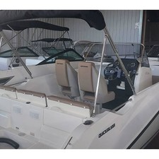 Quicksilver Activ 675 Open