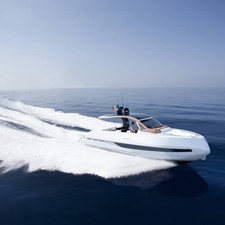 Invictus 280 TT
