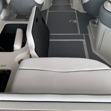 Sea Ray 240 Sundeck