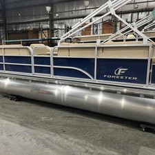 Sunchaser Boats Geneva Cruise 22 LR DH