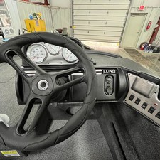 Lund Boats 1675 Impact SS