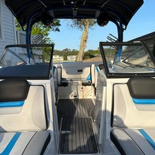 Yamaha 242X E-Series