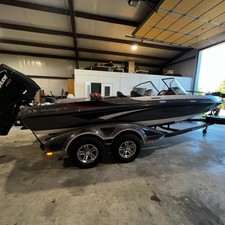 Ranger Reata 212 LS