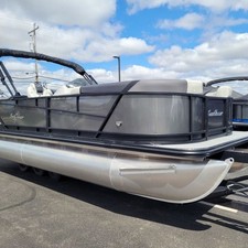Sunchaser Boats Geneva Sport 24 LR DH Sport