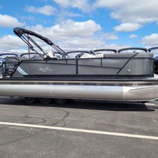 Sunchaser Boats Geneva Sport 24 LR DH Sport