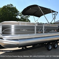 Sun Tracker Party Barge 20 DLX