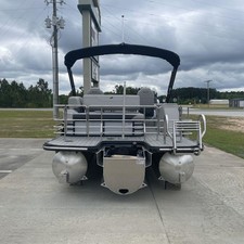 Starcraft Marine SLS 3