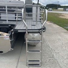 Starcraft Marine SLS 3