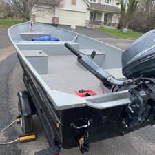 Alumacraft V16