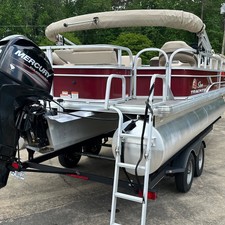 Sun Tracker Fishin Barge 20 DLX