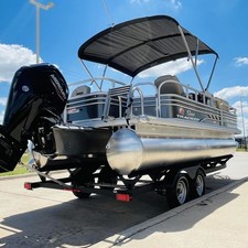 Sun Tracker Fishin Barge 20 DLX