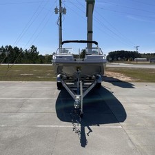 Starcraft Marine Crossover 210 OB SCX EXT