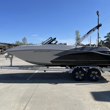 Starcraft Marine Crossover 210 OB SCX EXT