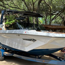 Super Air Nautique G23