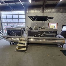 Sylvan 822 LZ 115HP BUNK TRAILER