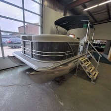 Sylvan 822 LZ 115HP BUNK TRAILER