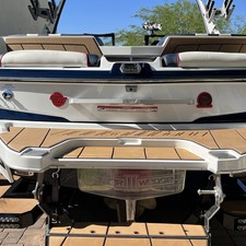 Malibu Wakesetter 23 LSV